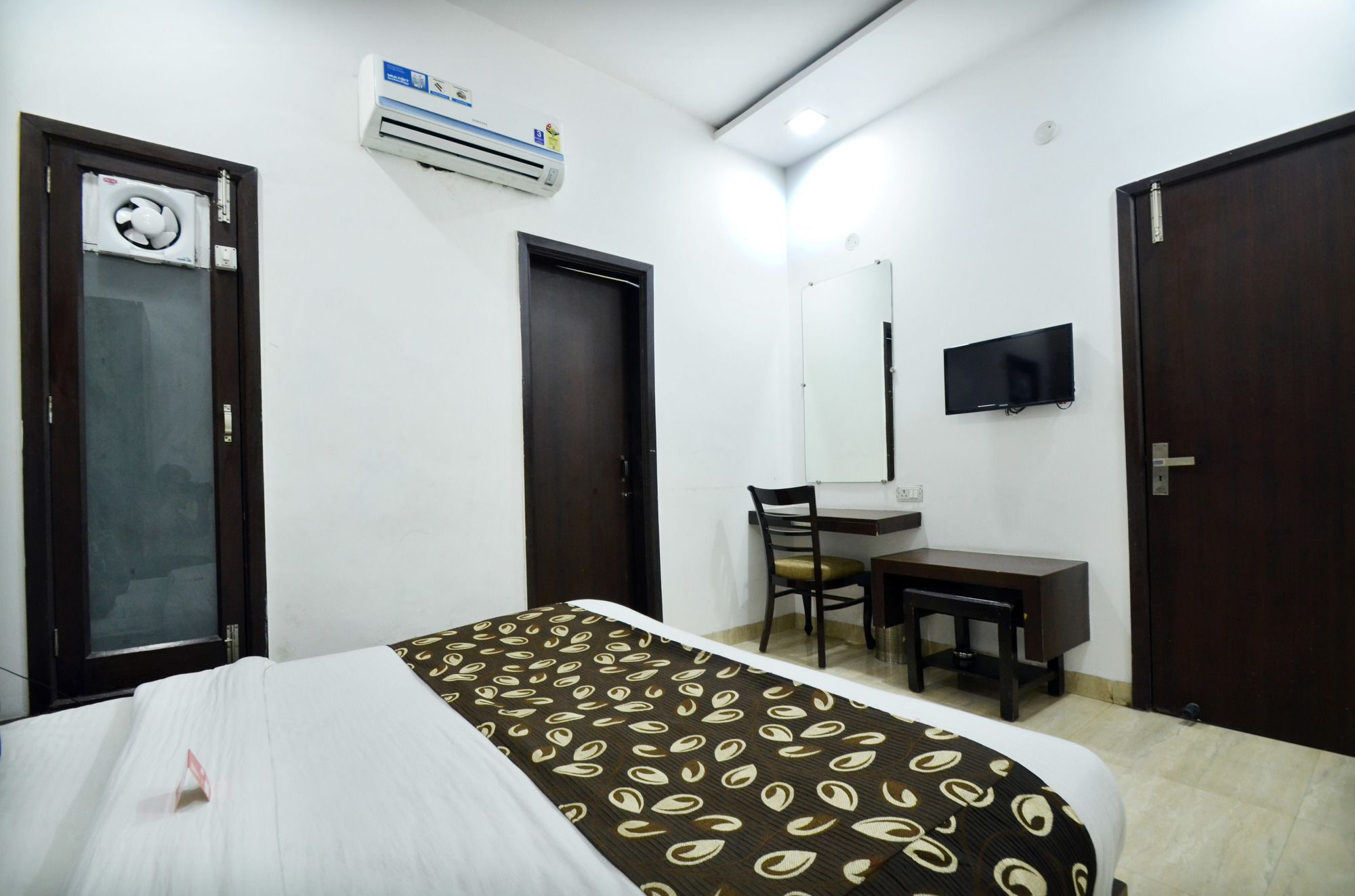 Super Hotel O Winner Inn Амритсар Экстерьер фото